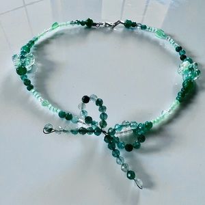 Handmade beaded bow choker. Petite.